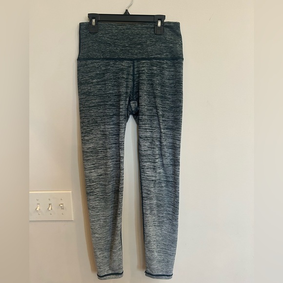Aerie Leggings Womens Medium Green High Rise Chill Play Move Heathered Yoga Gym - Picture 1 of 5
